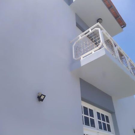 Villa Vivenda Com Patio, No Coracao Do Mindelo Esterno foto