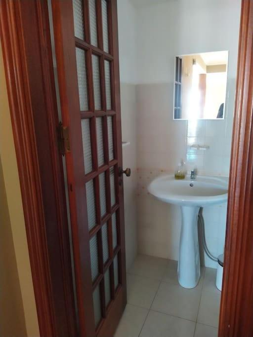Villa Vivenda Com Patio, No Coracao Do Mindelo Esterno foto