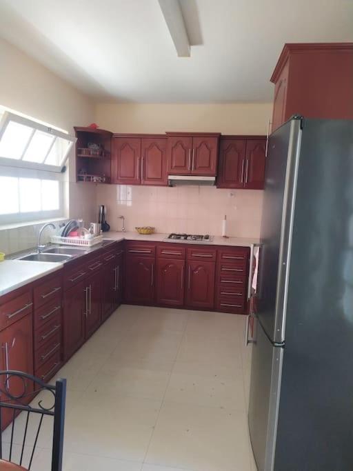 Villa Vivenda Com Patio, No Coracao Do Mindelo Esterno foto