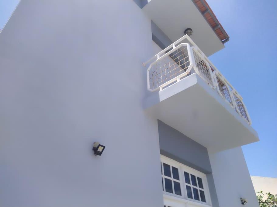 Villa Vivenda Com Patio, No Coracao Do Mindelo Esterno foto