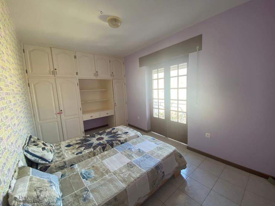 Villa Vivenda Com Patio, No Coracao Do Mindelo Esterno foto
